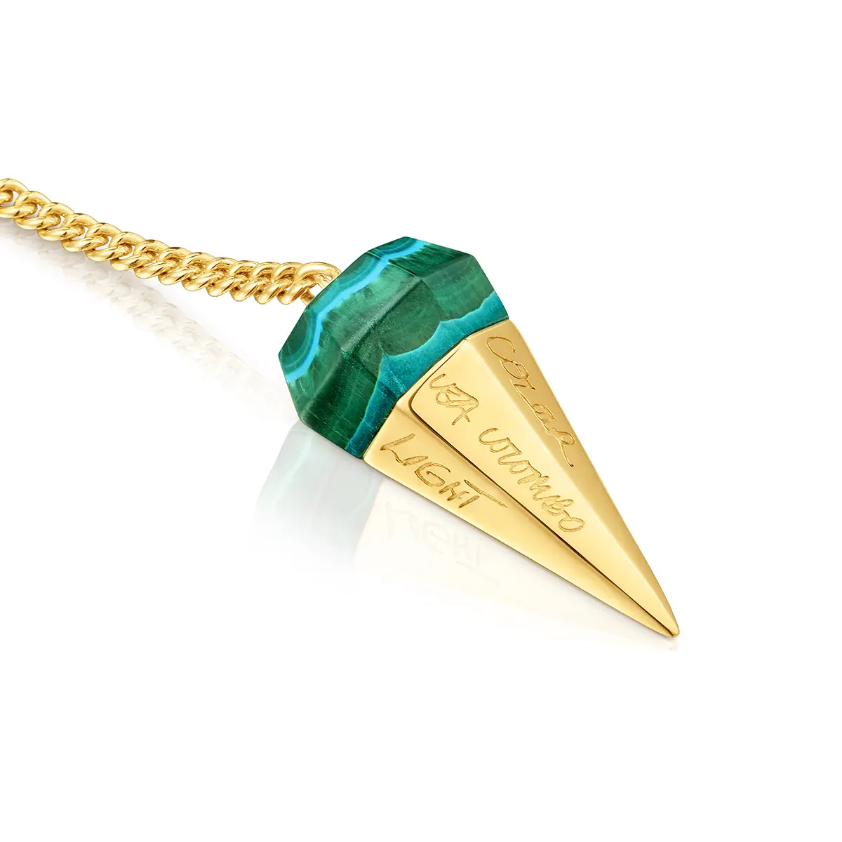 Gold cone pendant with a green faceted stone · Jewellery photography, TimeLäB Studio Barcelona