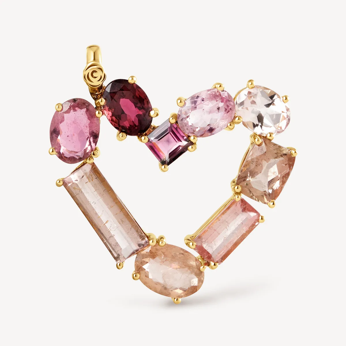 A heart pendant of assorted pink and morganite stones · Jewellery photography, TimeLäB Studio Barcelona