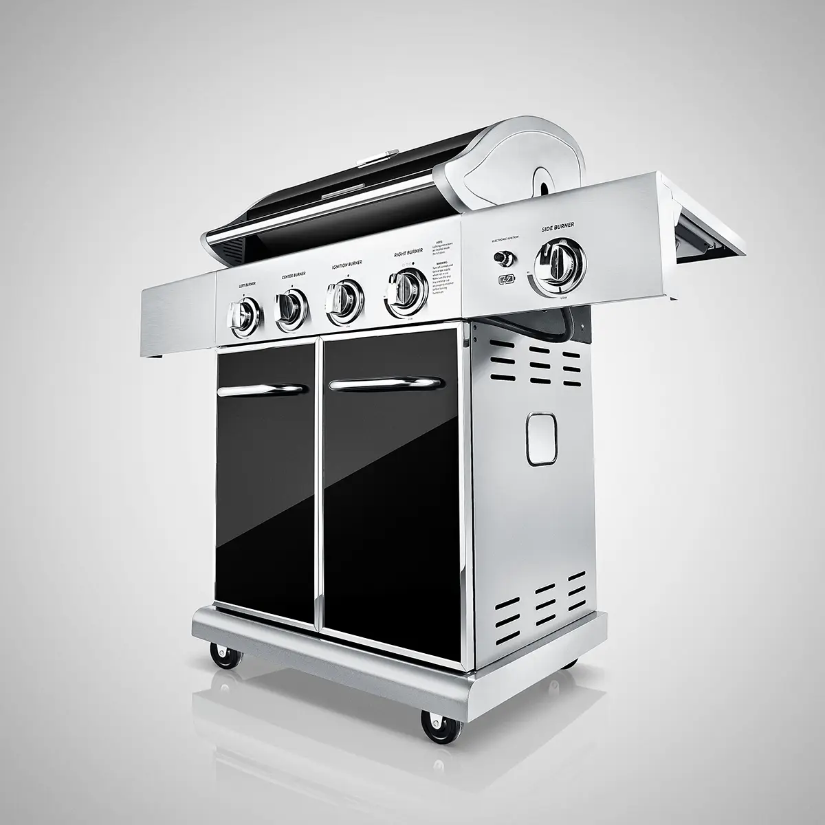 Stainless steel outdoor gas grill · Product photography, TimeLäB Studio Barcelona