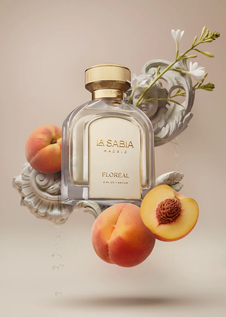 A warm fragrance styled with peaches and blossom · Product photography, TimeLäB Studio Barcelona