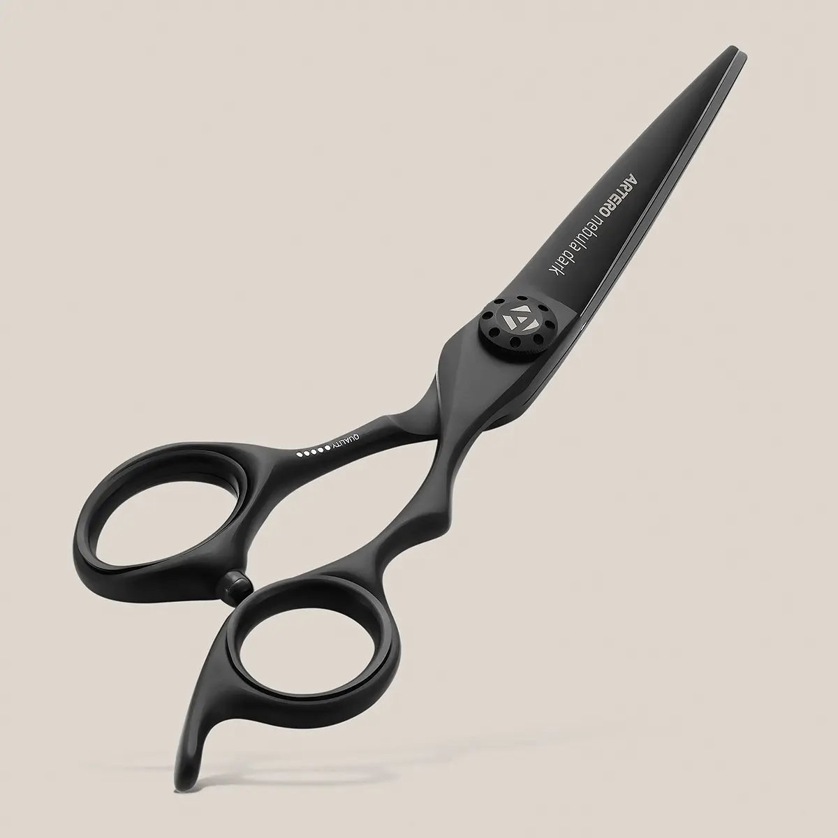 Black professional hairdressing scissors · Product photography, TimeLäB Studio Barcelona